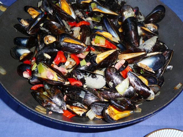 Mosselen uit de wok met sherry