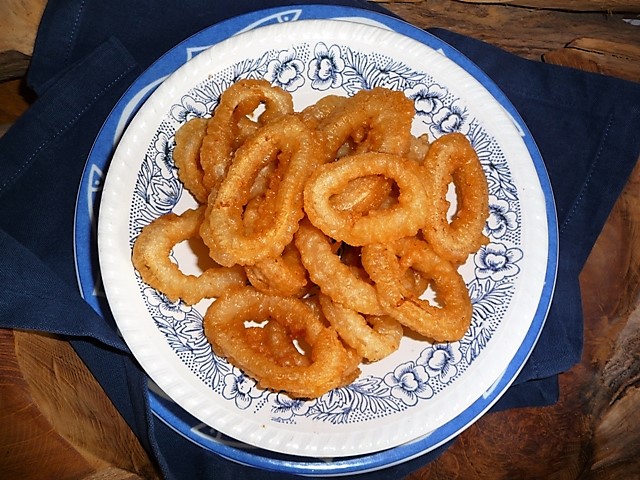 Griekse kabeljauw beignets (of inktvisringen)
