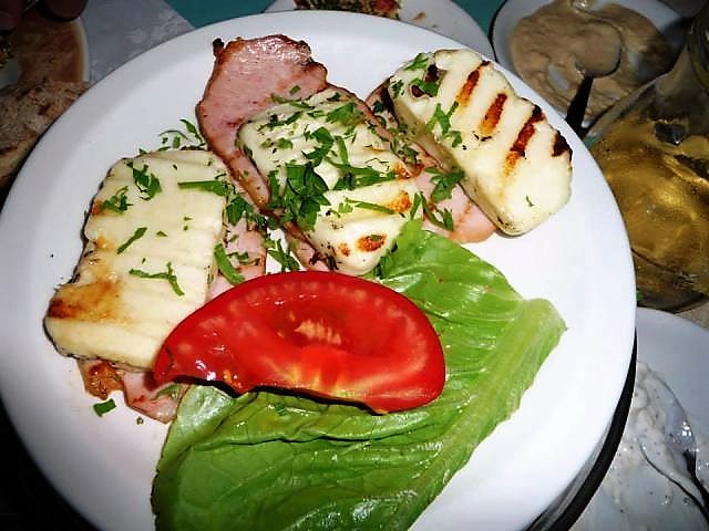 Gegrilde halloumi met lountza