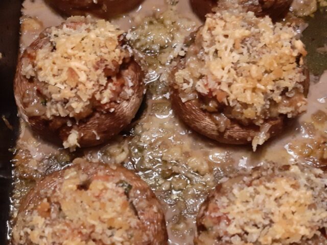 Italiaans gevulde champigons (recept van Antonio Carluccio)
