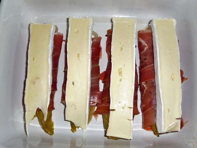 Witlof met Serranoham en brie