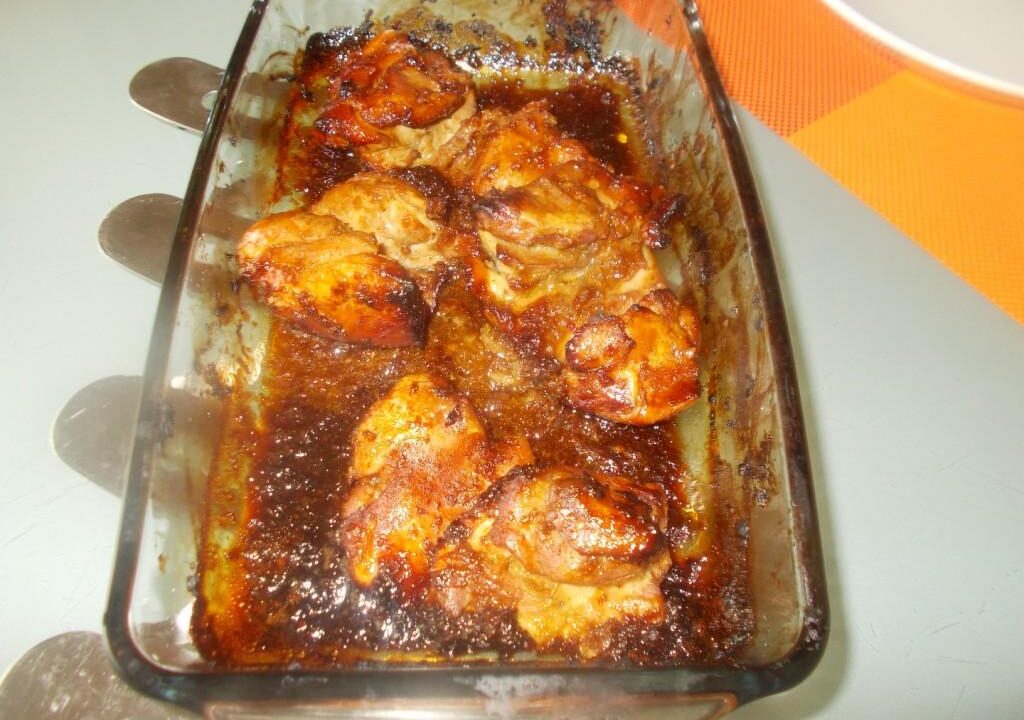 Surinaamse kip uit de oven pittig gemarineerd
