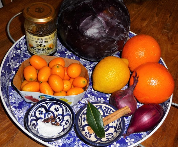 Rodekool met kumquats