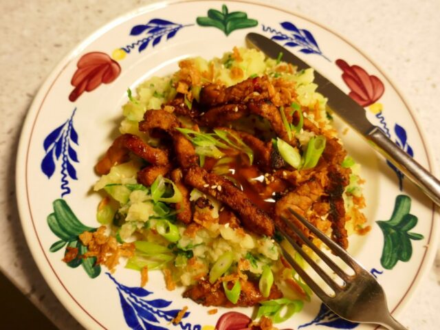 Paksoi – bosui stamppot met Oosterse varkensfilet reepjes