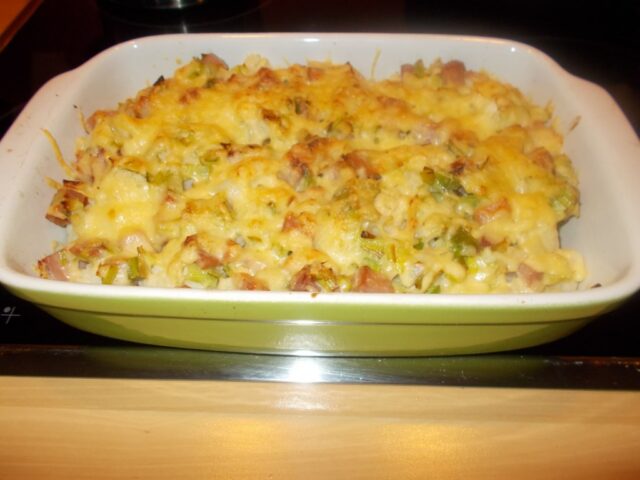 Bloemkoolgratin met gehaktsaus