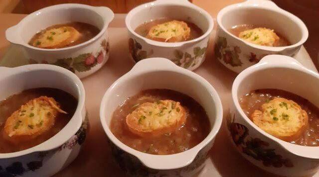 Sjalottensoep met kaascroutons