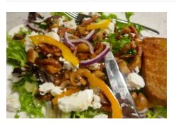 WINTER – SALADE met champignons, spekjes en geitenkaas.