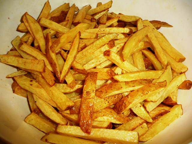 Verse friet met schil zoals bij La Place