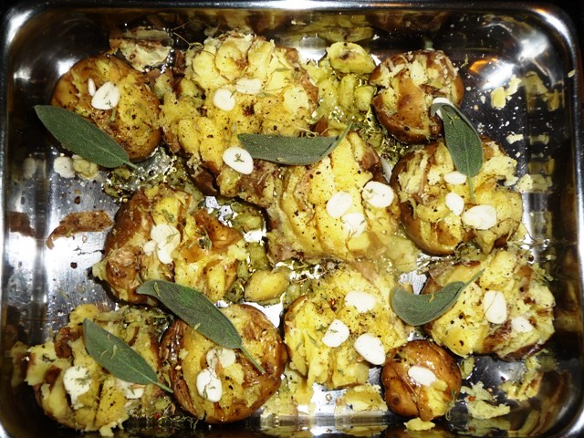 Geplette Opperdoezer uit de oven (Smashed Patatoes)