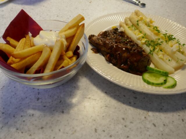 Varkenshaasje met jachtsaus