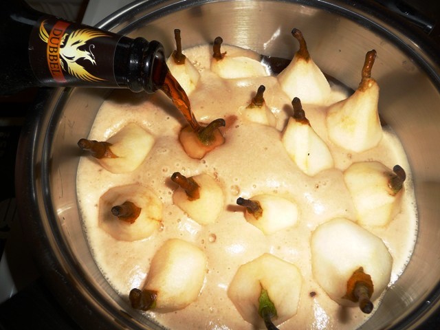 Stoofpeertjes met bier en sinaasappel