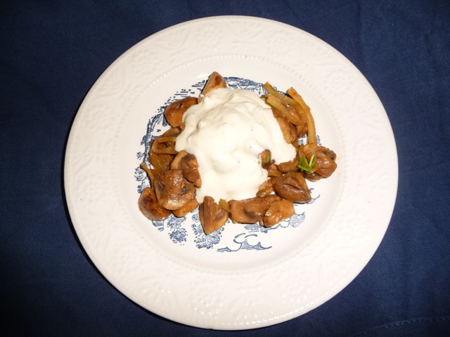 Champignons met knoflooksaus (zoals op de kerstmarkt)