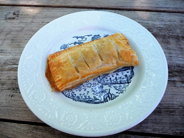 Aspergebroodjes van bladerdeeg