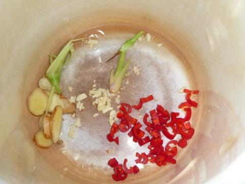 Thaise groentesoep met kip (Tom Kha Kai)