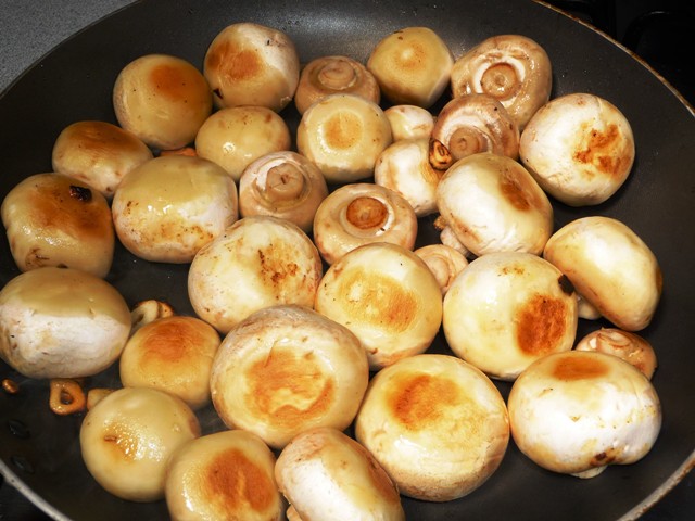 Tapas: knoflookchampignons