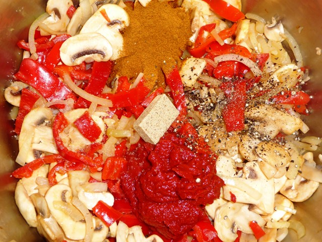 Gehaktballetjes in Stroganoff saus