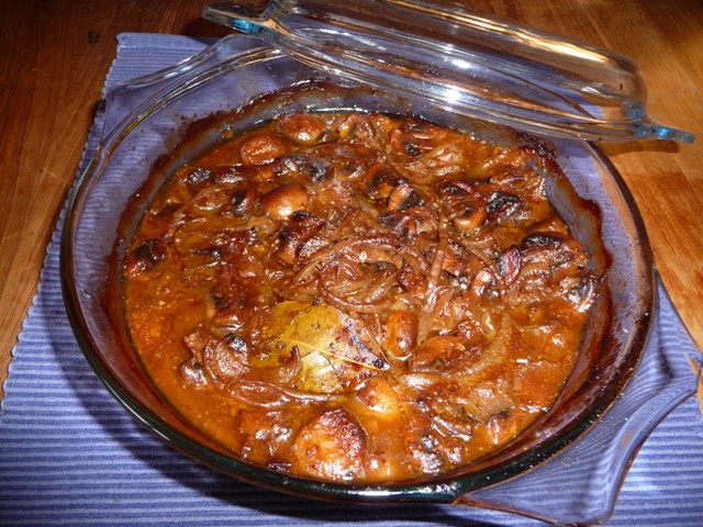 Ouderwetse Sukadelapjes met champignons (uit de oven)