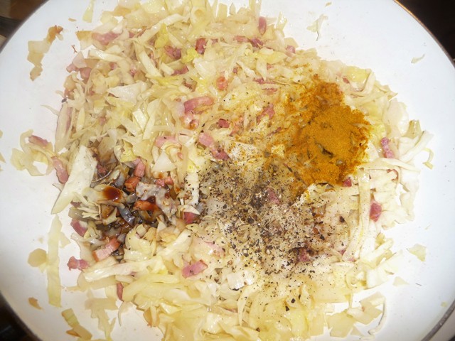 Stamppot van spitskool met een Indisch tintje