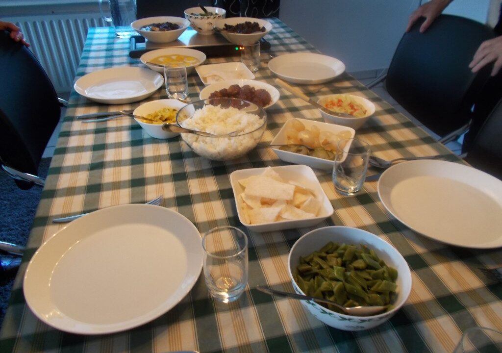 Atjar tjampoer