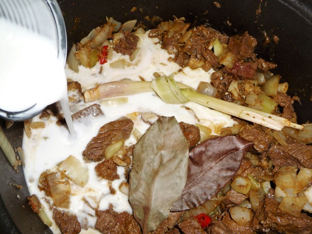 Rendang met rundvlees