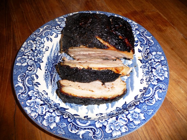 Traag gegaard buikspek met smokey bbq-marinade