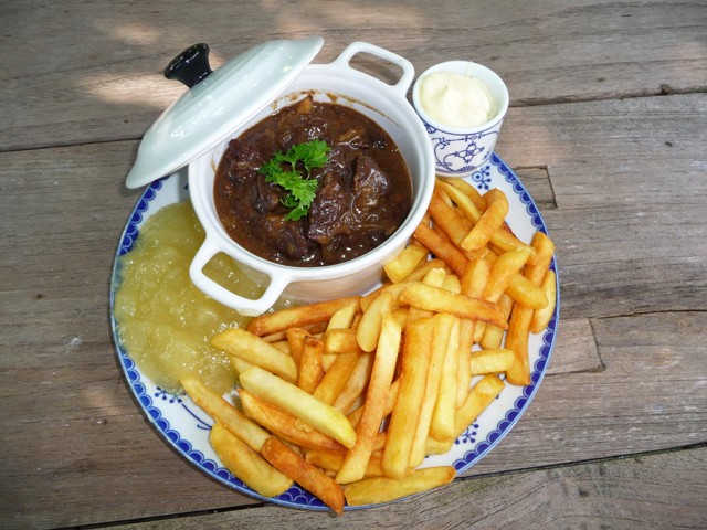 Limburgs zuurvlees (zoervleisj)