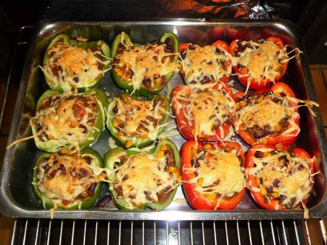 Gevulde paprika op z’n Mexicaans