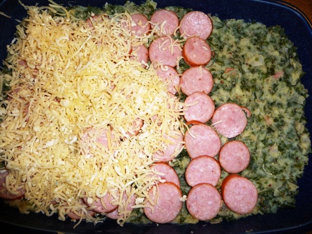Boerenkool ovenschotel met worst