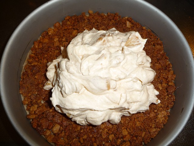 Mascarpone appeltaart met koekjesbodem
