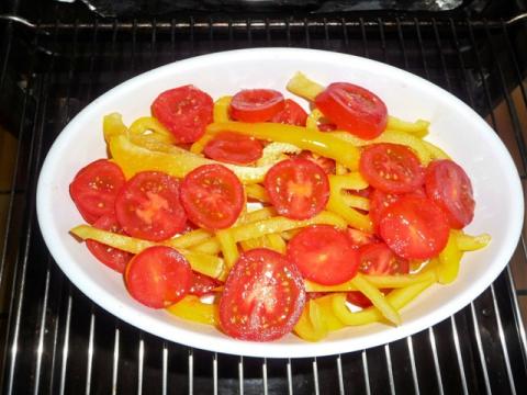 Feta uit de oven met tomaat en paprika