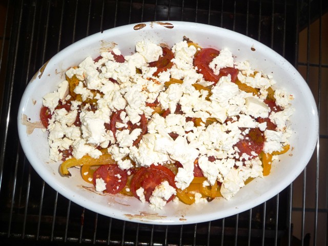 Feta uit de oven met tomaat en paprika