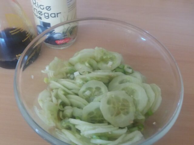 Koreaanse komkommersalade