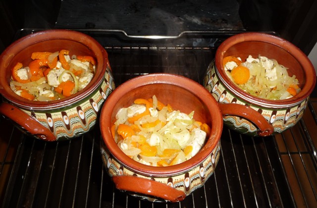 Bulgaarse Gyuveche met kip