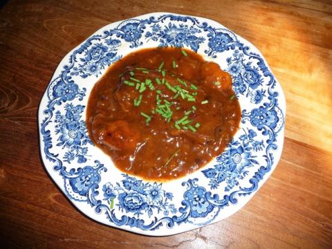 Sukadelapjes met bier, abrikoos en rozemarijn