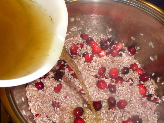 Kerstrisotto met rode wijn, cranberry’s en kastanjes