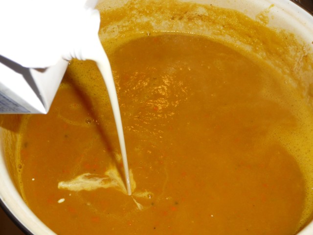 Pompoensoep met zoete aardappel