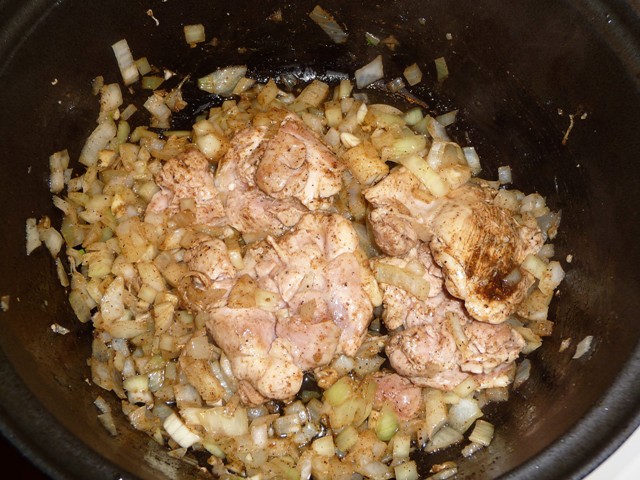 Kipstoofpot met linzen