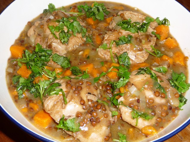 Kipstoofpot met linzen