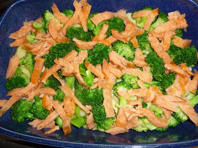 Broccoli met gerookte zalm uit de oven