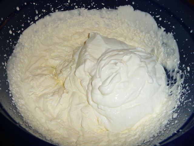 Kwarktaart met speculaasbodem en kersen (Glutenvrij)
