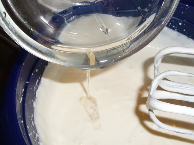 Kwarktaart met speculaasbodem en kersen (Glutenvrij)