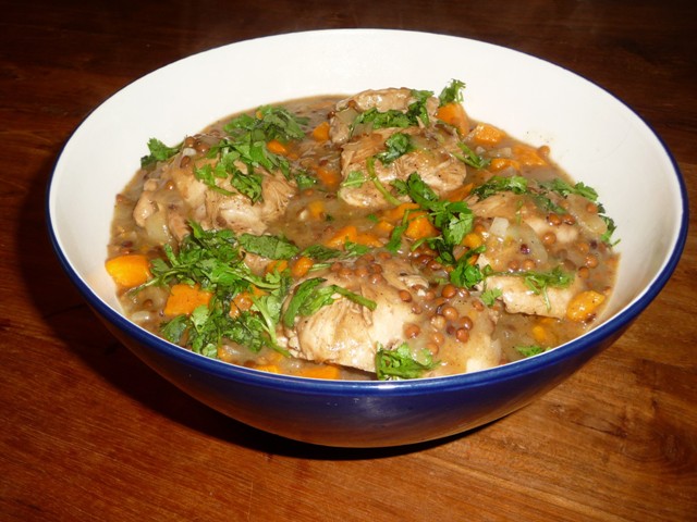 Kipstoofpot met linzen