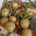 Krieltjes met kip, paprika, ui en boontjes