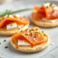 Blini’s van Boekweit-meel met Gerookte Zalm en Mierikswortel