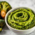 Broccolipuree puur