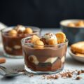 Chocoladestronk met kastanjes en kersen
