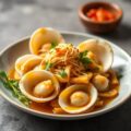 Coquilles St.Jacques met Lenteuien in Pikant Sausje