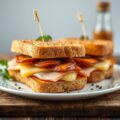 Croque-monsieurs met Hervekaas en Breydelham