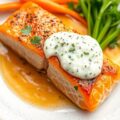 Gepocheerde Zalm met een Komkommer Raita