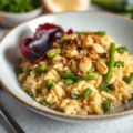 Risotto met muntthee, lamskotelet en groene groentjes